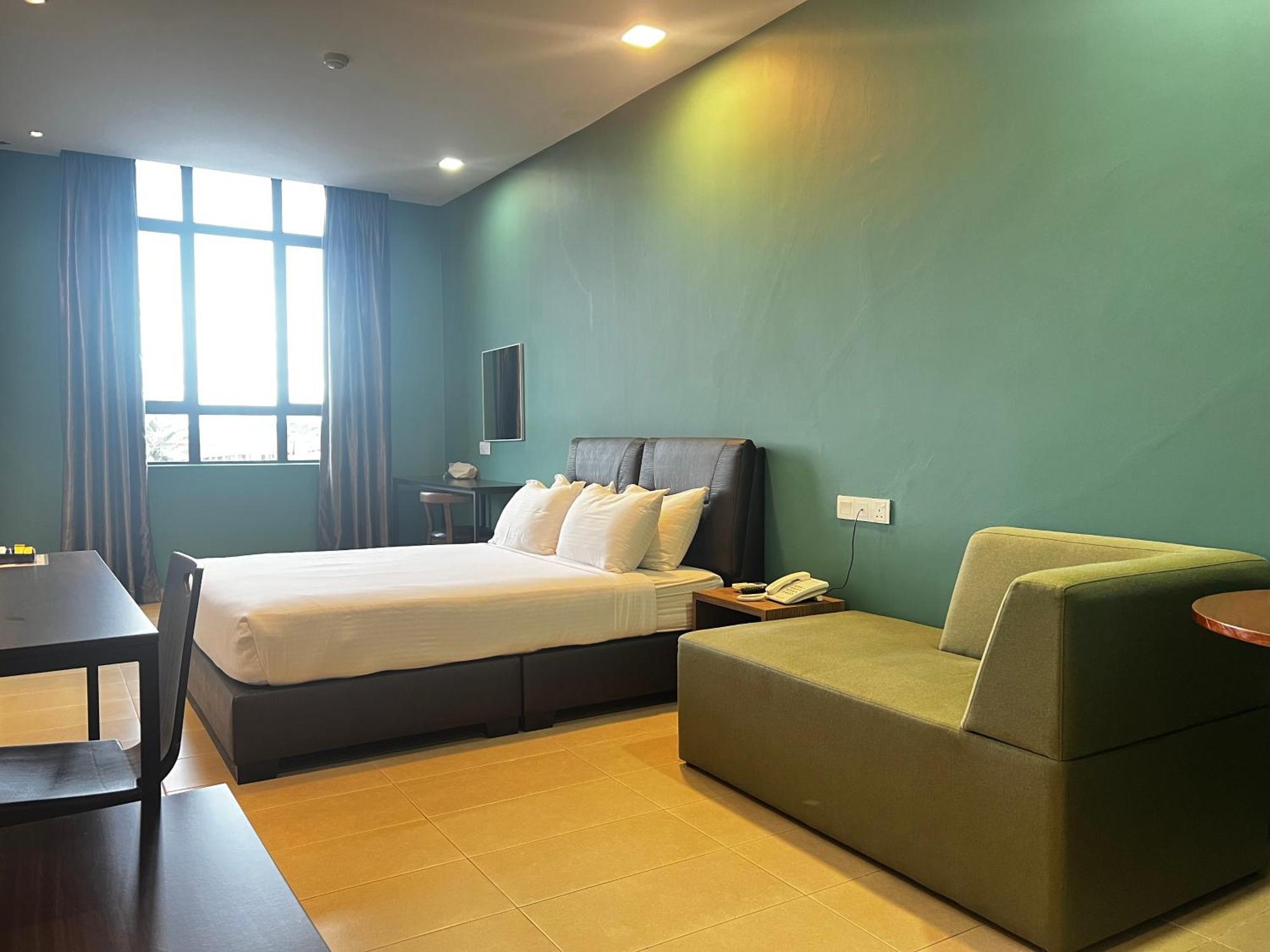Sin Lien Hotel Келуанг Екстериор снимка