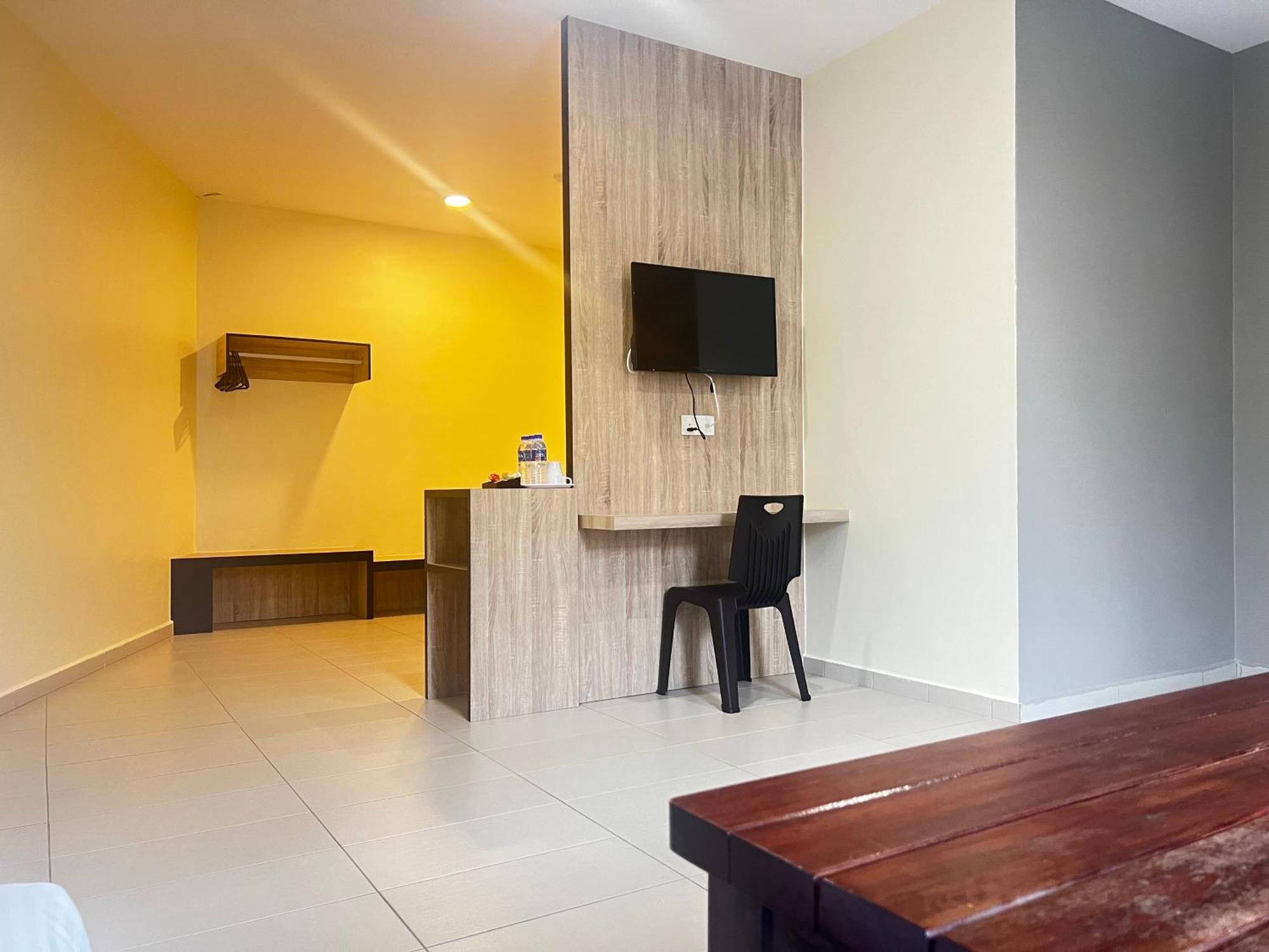 Sin Lien Hotel Келуанг Екстериор снимка