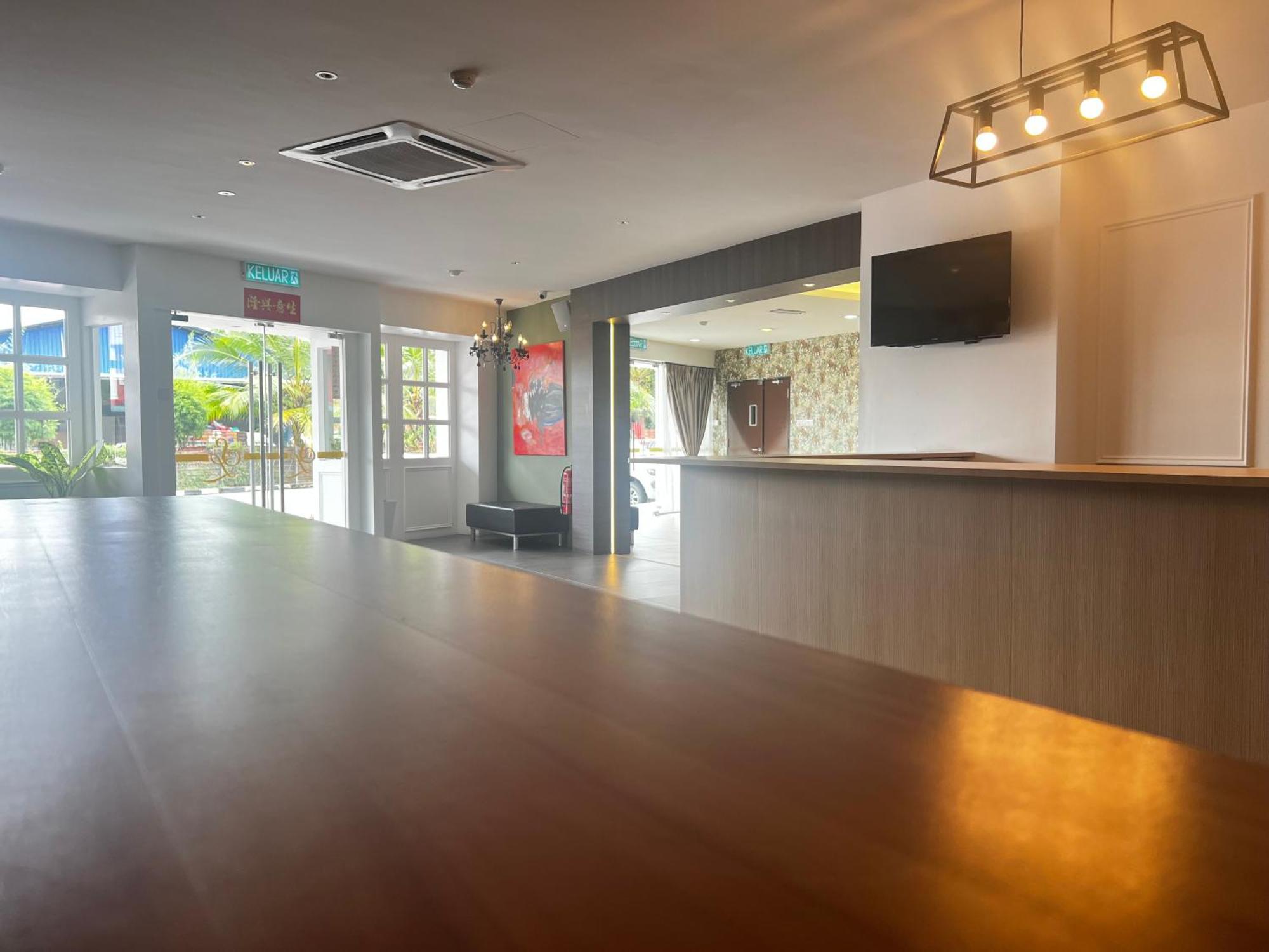 Sin Lien Hotel Келуанг Екстериор снимка
